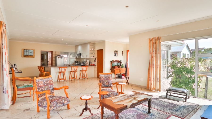 3 Bedroom Property for Sale in Stilbaai Wes Western Cape